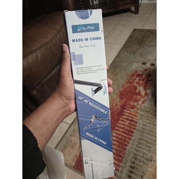 White Adjustable Curtain Rod 28in To 48in Blu-Pier Tech Spring Tension - Picture 1 of 4